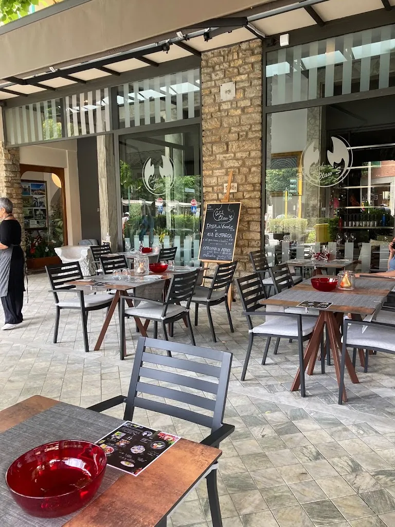 Catch Claw's restaurant in Forte dei Marmi