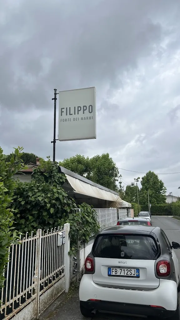 Gordon Shaw_Filippo_Forte dei Marmi_review