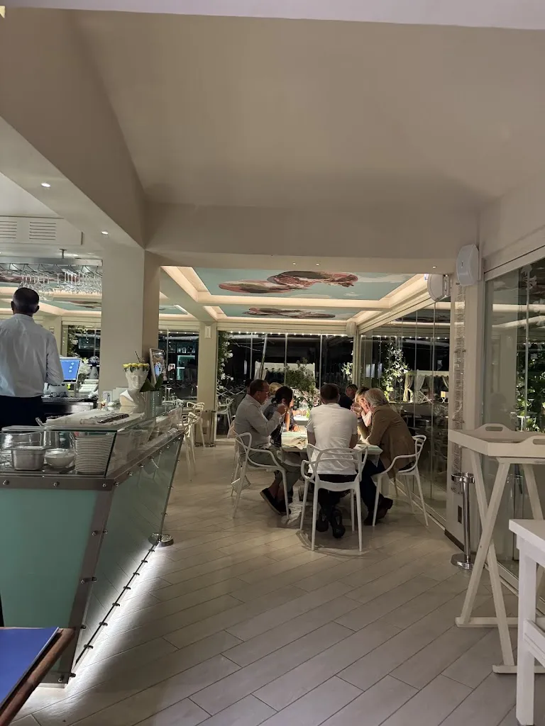 Gaide Umbetalieva_Bagno Alpemare Forte dei Marmi_Forte dei Marmi_review