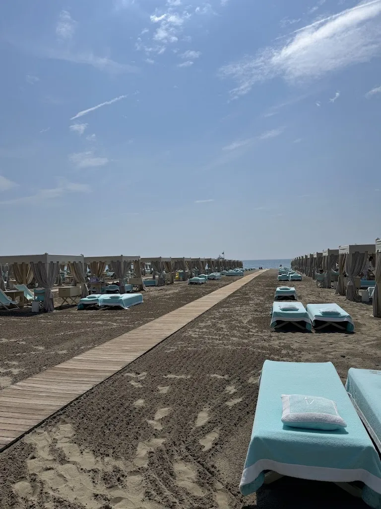 Olga Minakova_Bagno Alpemare Forte dei Marmi_Forte dei Marmi_review