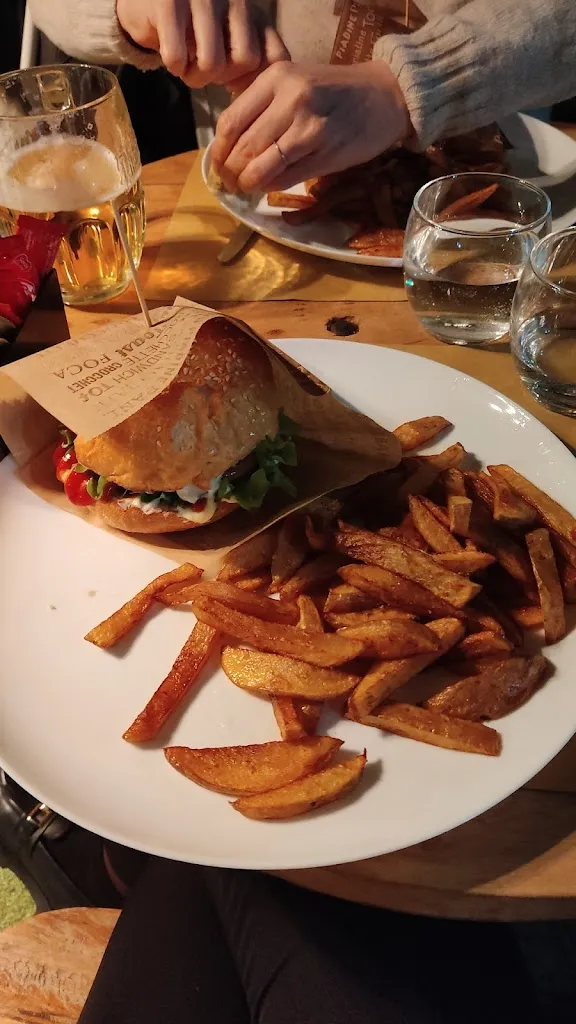 Michela Sacchelli_Mangio Forte _Forte dei Marmi_recensione