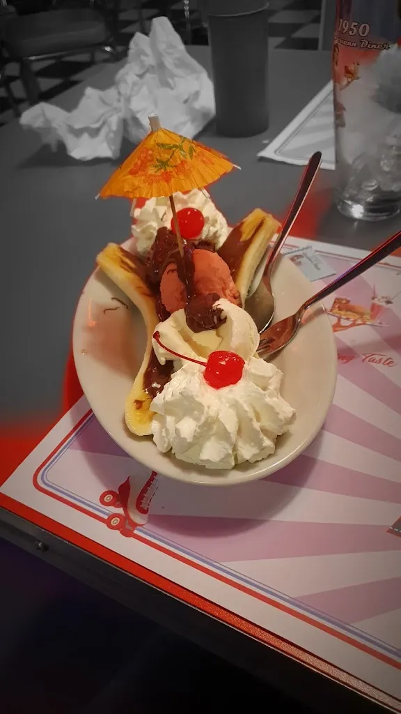 Menu_Ristorante 1950 American Diner_Forte dei Marmi_image_6