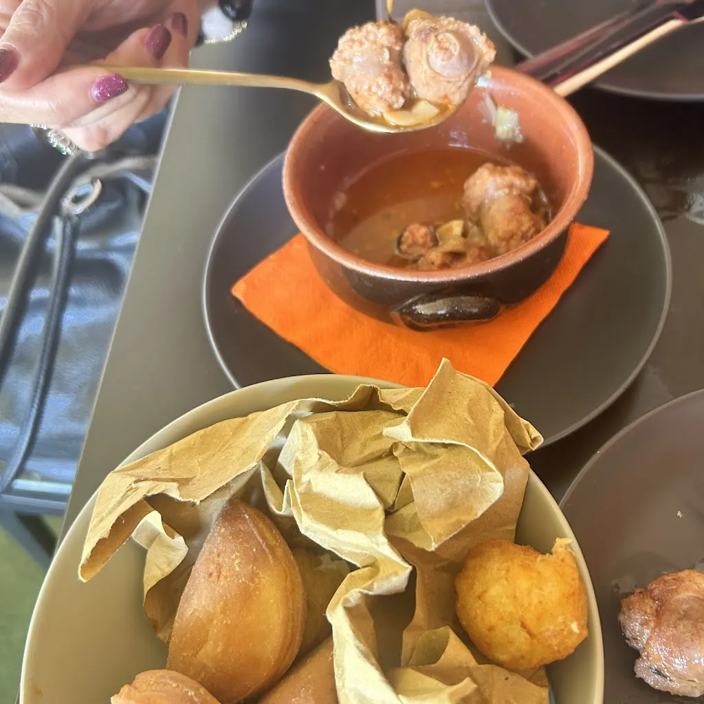 raffaella liuzzi_Tornerai - Food & Wine Bar_Massafra_review