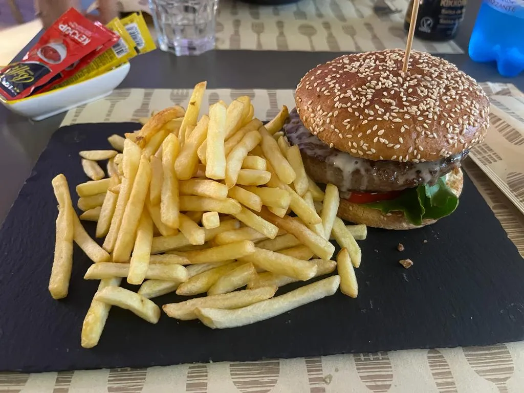 Nadine_Cucina Mazzini 85_Forte dei Marmi_review