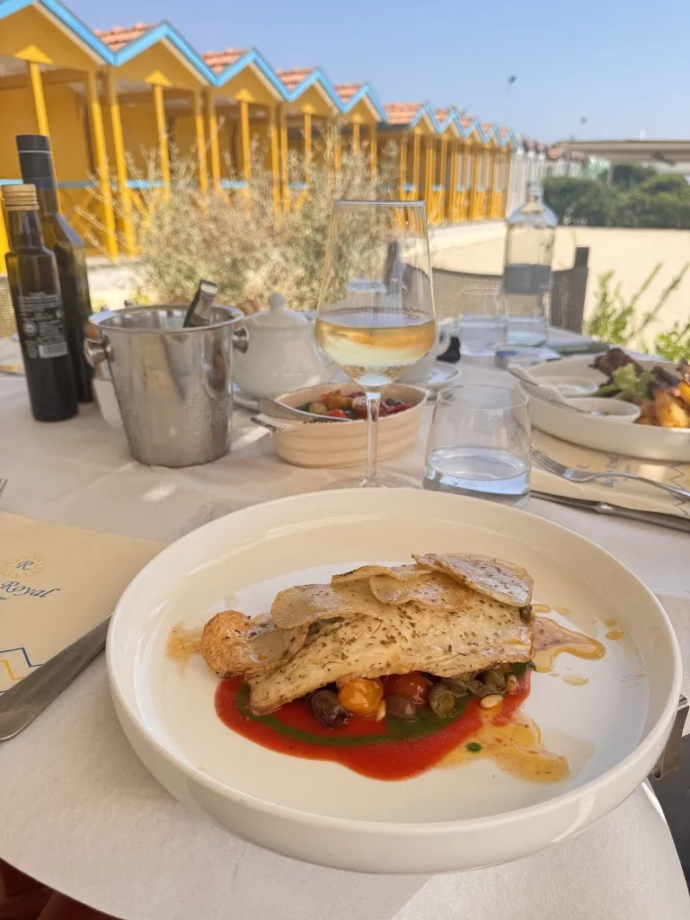 Мадина Файзрахманова_Bagno Royal_Forte dei Marmi_recensione