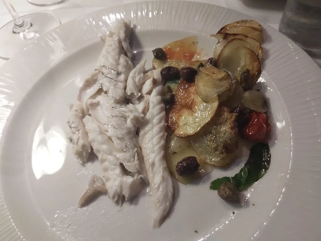 Luca Bortolazzi_Il Filibustiere FOLLONICA_Follonica_recensione