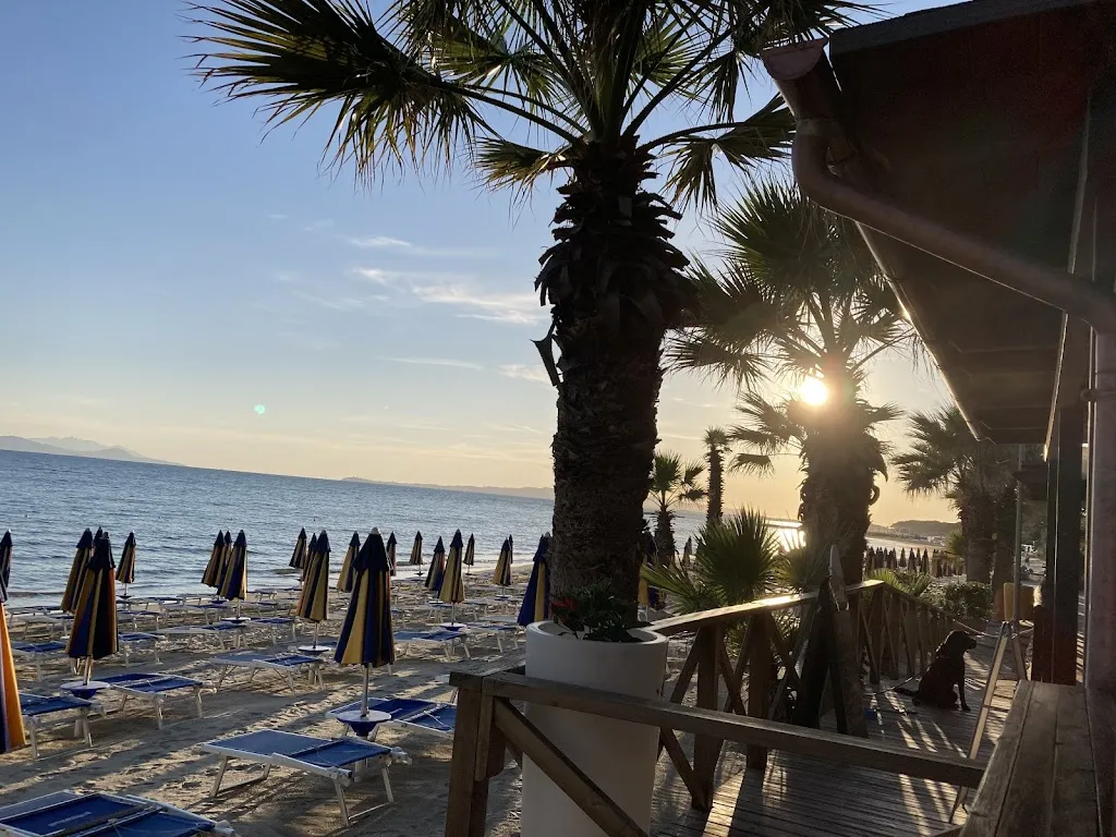 delfinamaria landolt_Nel Giardino Di Cri_Follonica_review