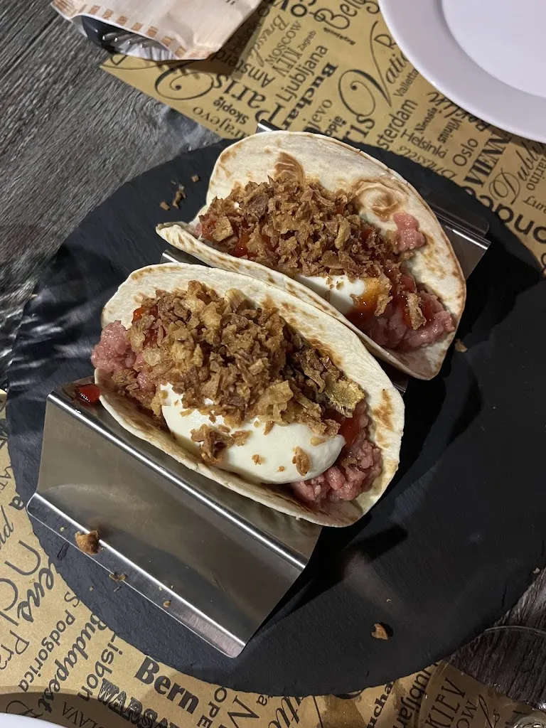 Bottega Cirimangio_Follonica_slider_image_3