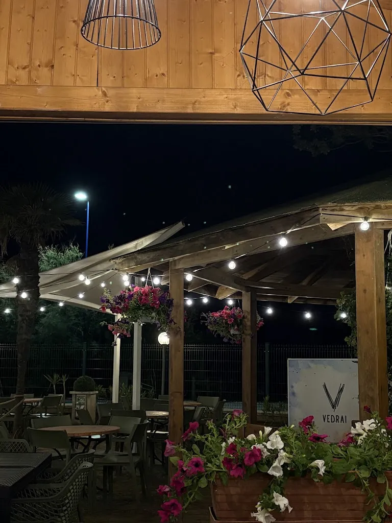 Vedrai Ristorante Pizzeria presso Camping Tahiti_Follonica_slider_image_1