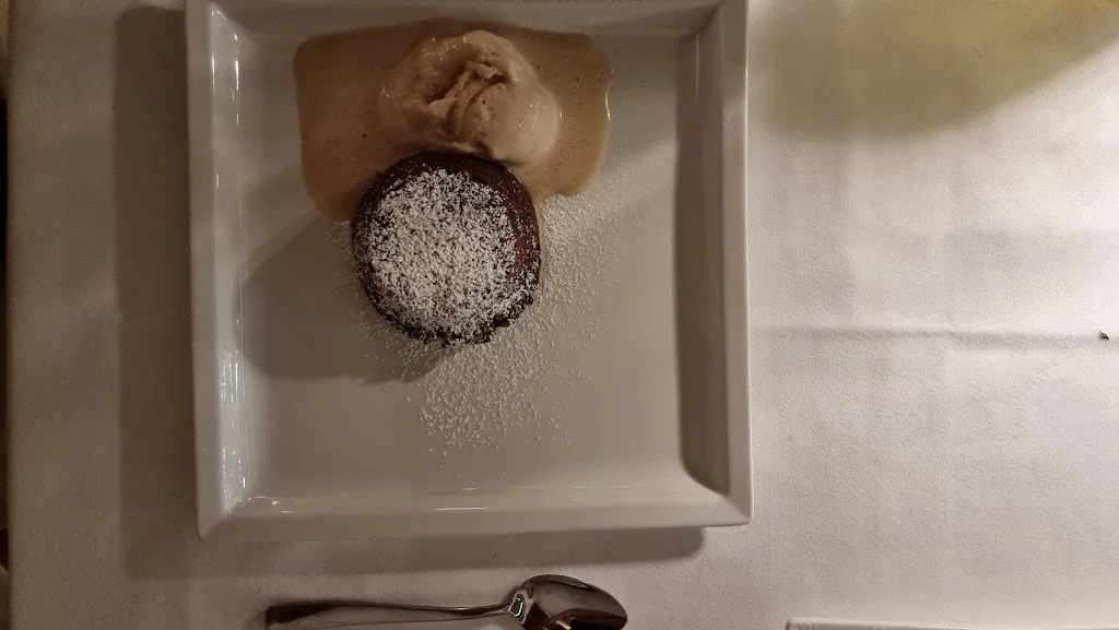 Shauna N_John Tartarino_Follonica_recensione