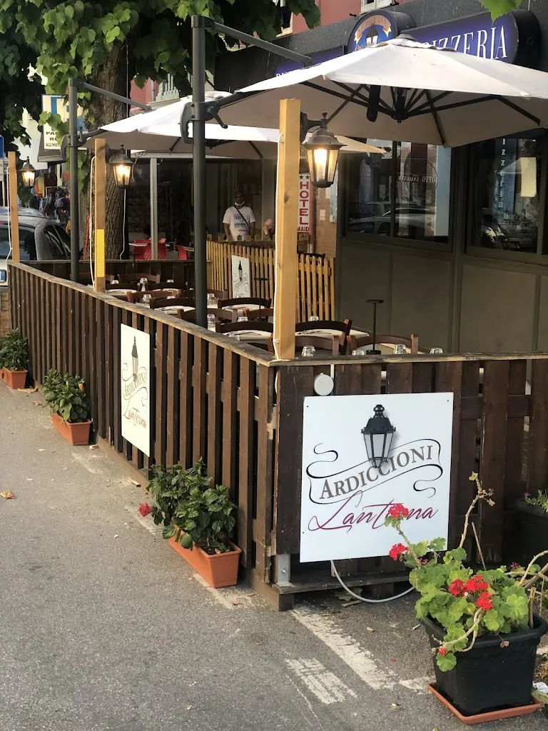 Ristorante Pizzeria la Lanterna di Riccardo Ardiccioni_Follonica_slider_image_1