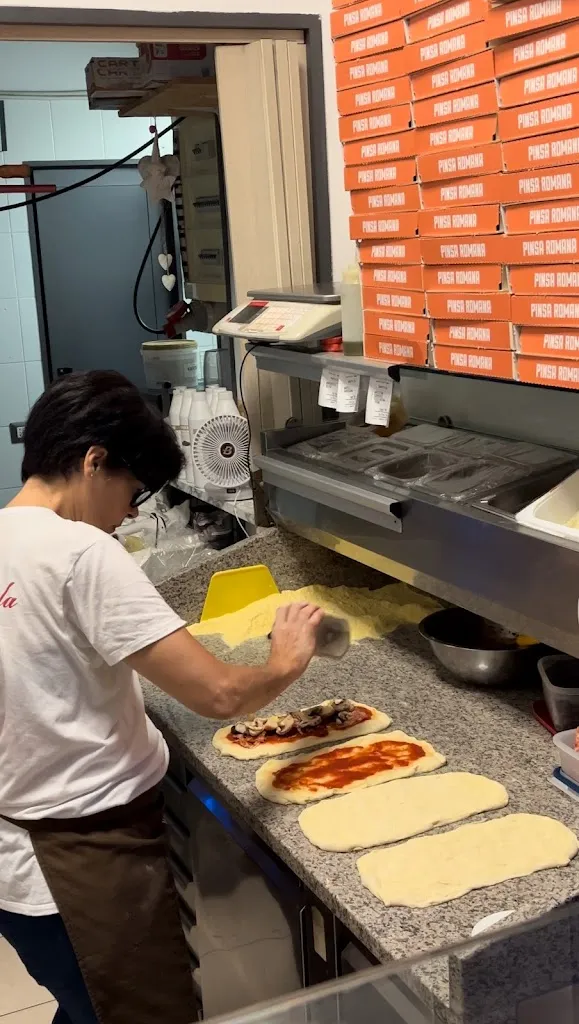 Esther Brown_Atuttapansa_Follonica_review