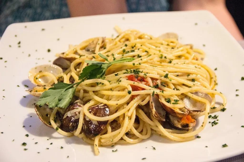 Florian Rüegg_Caribia 2_Follonica_review