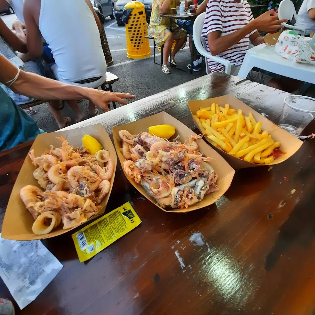 Sonia Matteis_Pescheria Da Massimo - Massi Pesca E Gioia frigge_Follonica_review