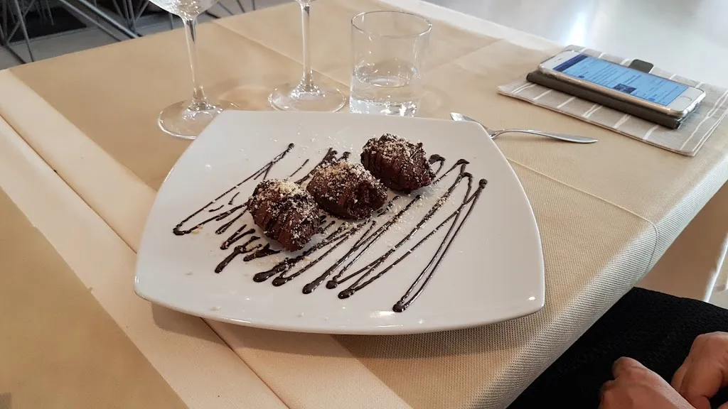 Pietro Moleti_Al Posto Accanto_Grosseto_recensione