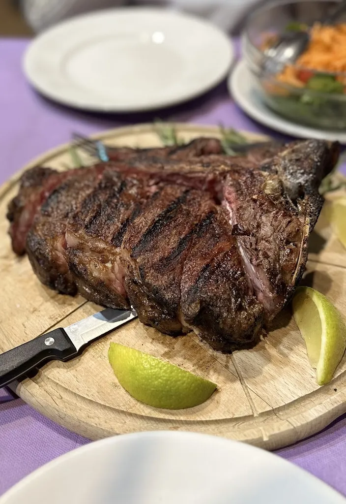 Ian Gray_Ristorante Pizzeria La Pieve_La Pieve-Molino_review