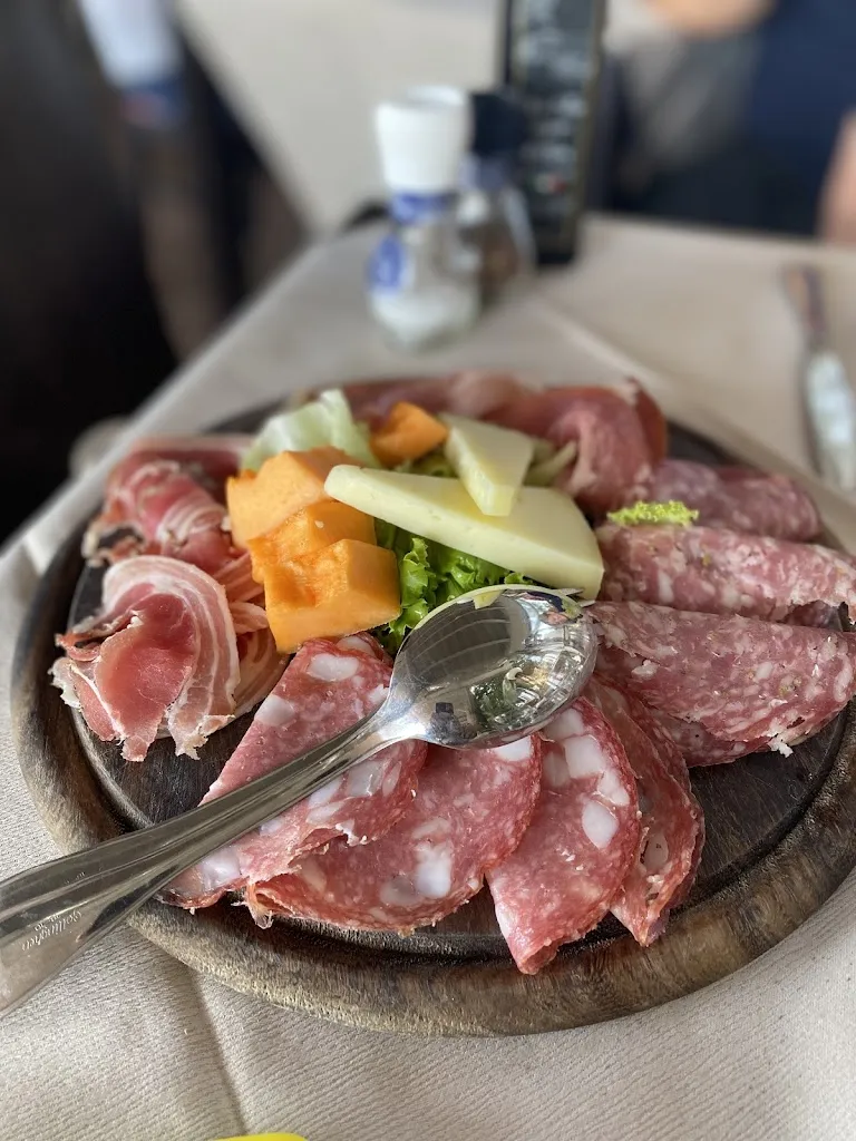 DB gmail_Bar Enoteca e cucina l'Indicatore_Lamporecchio_review