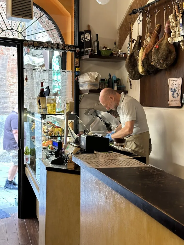 Osteria degli Svitati_Isola D'Arbia_slider_image_2