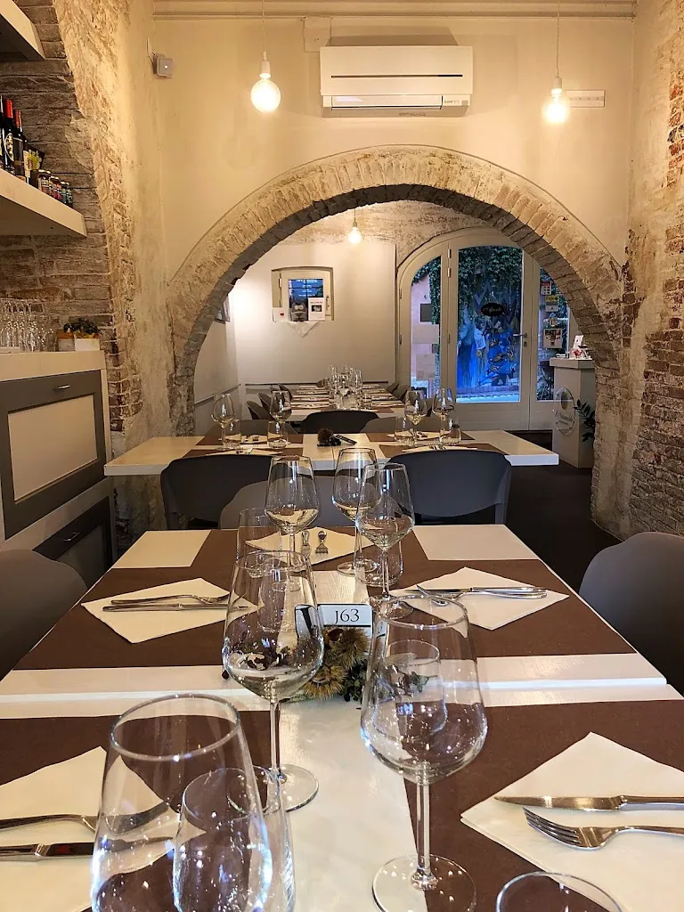 Il Maramaldo Bed&Breakfast-Restaurant restaurant in Lajatico