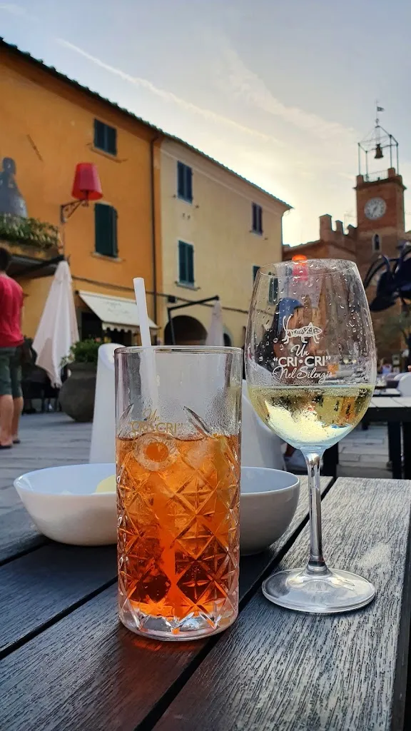 Un Cri Cri nel Silenzio_Lajatico_slider_image_2