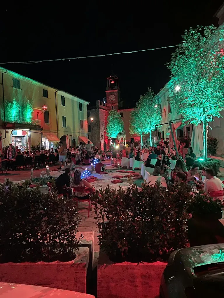 Un Cri Cri nel Silenzio_Lajatico_slider_image_3