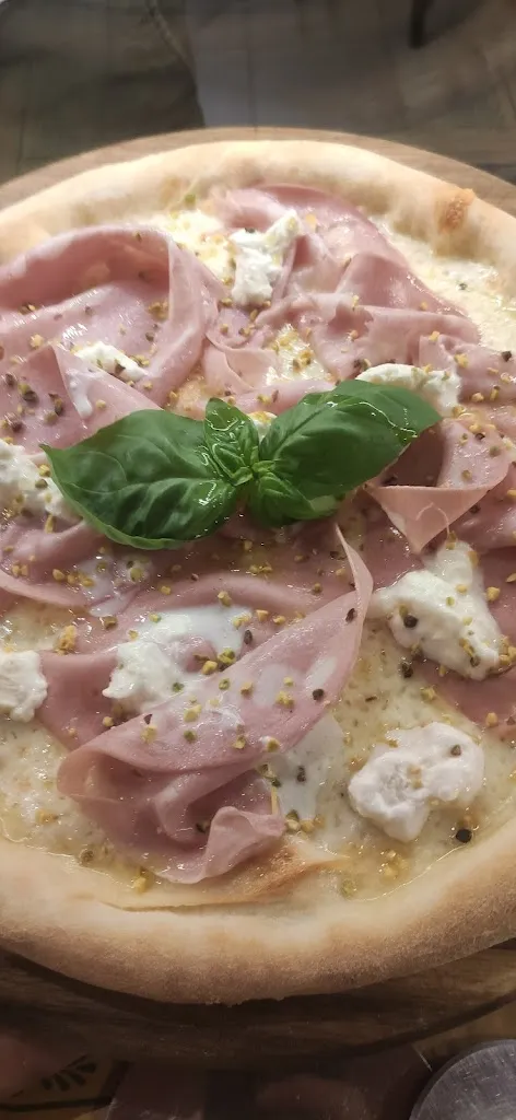 Hengi pizza a taglio e asporto_Lajatico_slider_image_2