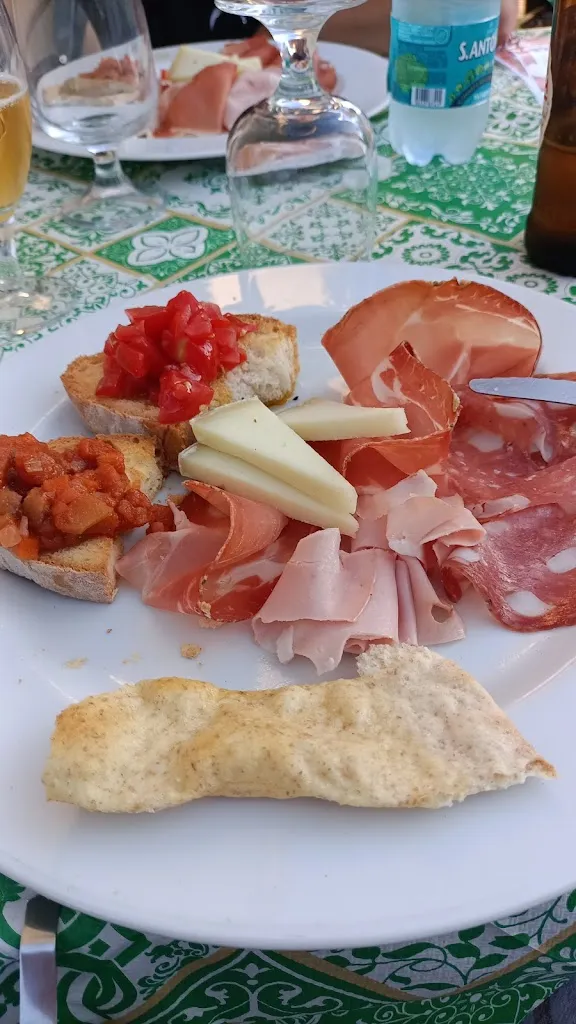 Stefano Turini_Circolo ARCI Cecina_Larciano_review