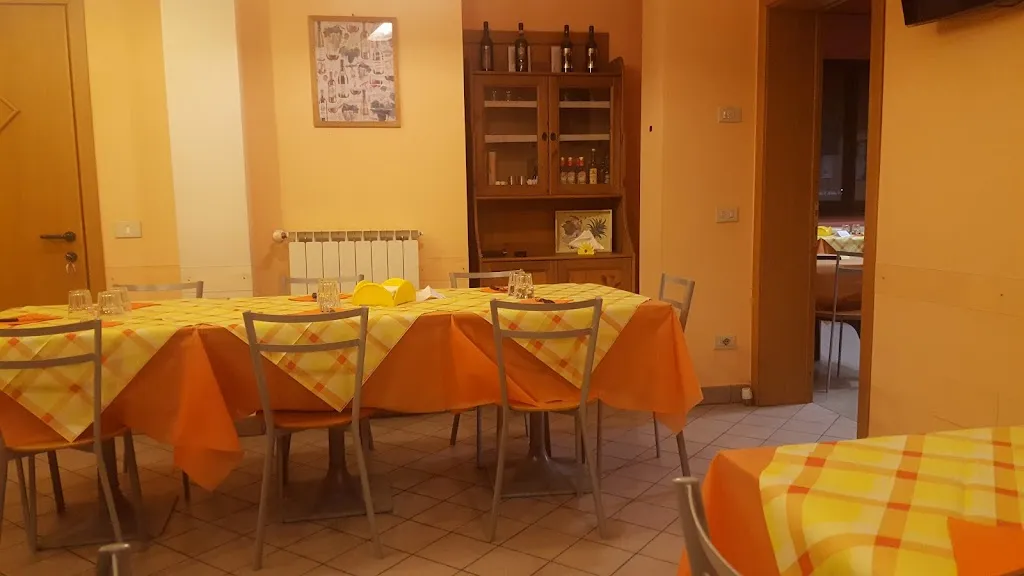Circolo ARCI Cecina restaurant in Larciano