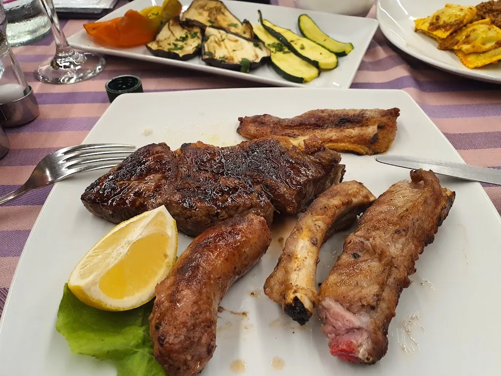 Botond Doczi_Lo Strettoio Laterina Arezzo_Laterina_review