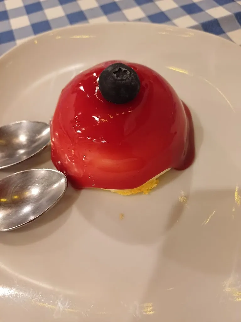 Marzia Rositani_Roxy Bar Route 69_Laterina_review