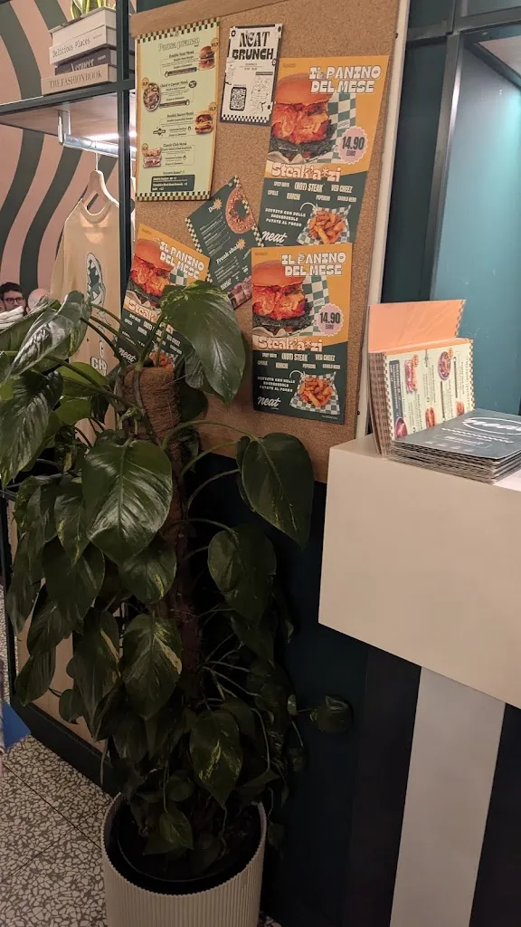 Mark Camenzuli_Neat Burger Milano | Porta Venezia_Lazzeretto_review