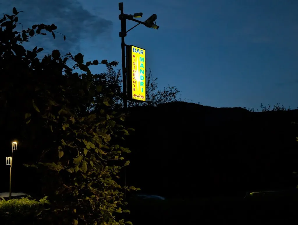 Jeffrey Tobin_Mandri_Londa_review