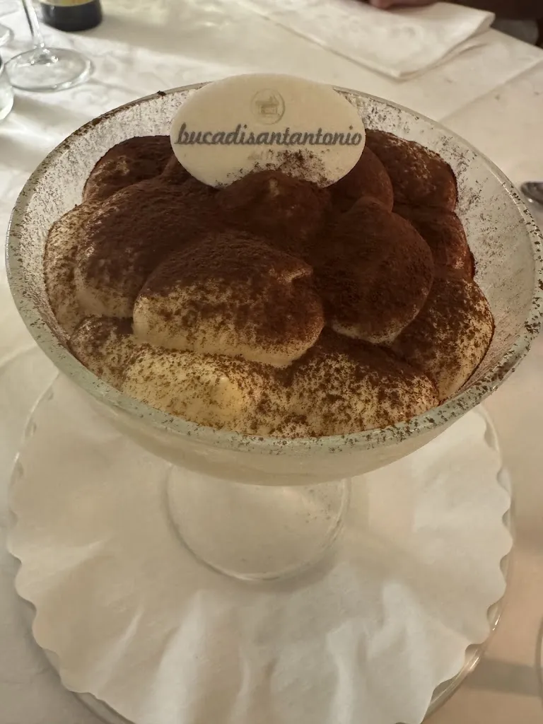 Angela Giovannoni Matijevic_Buca di Sant'Antonio_Lucca_Bewertung