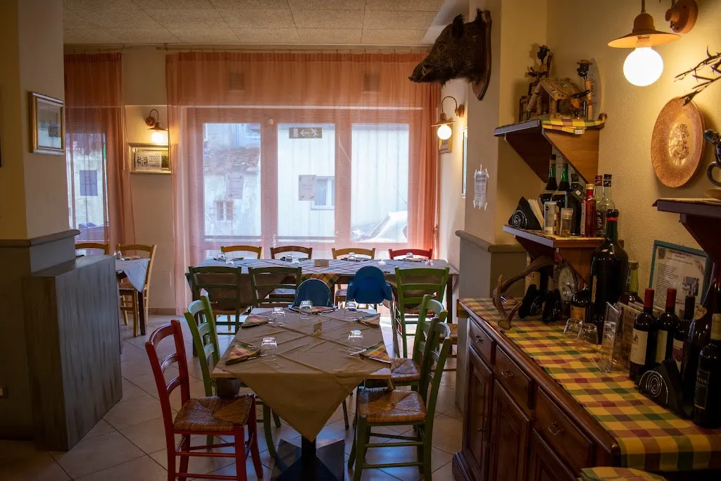 Bar Pizzeria Valeri_Luco Mugello_slider_image_1