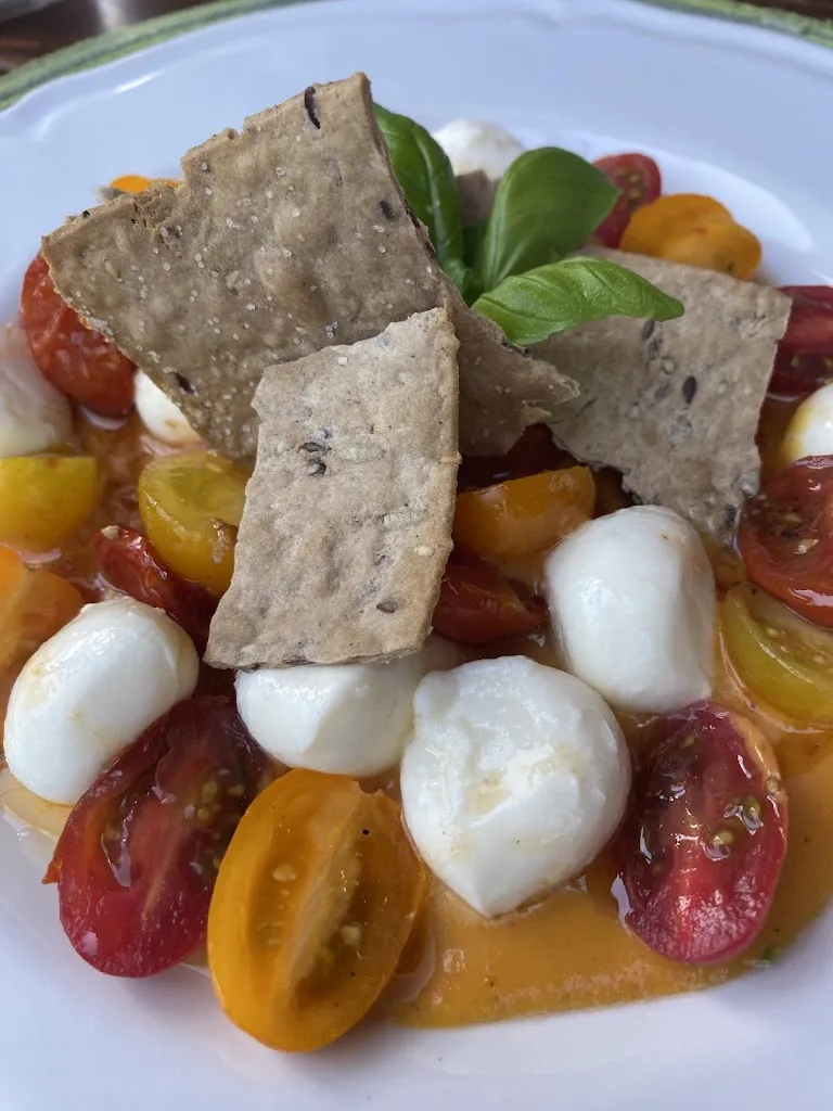 Claire Karr_Vizi e Virtù_Lucignano_review