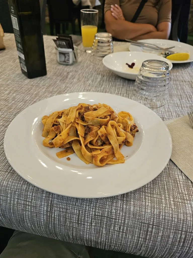 Ristorante Pizzeria Lo Schicchero_Lucignano_slider_image_2