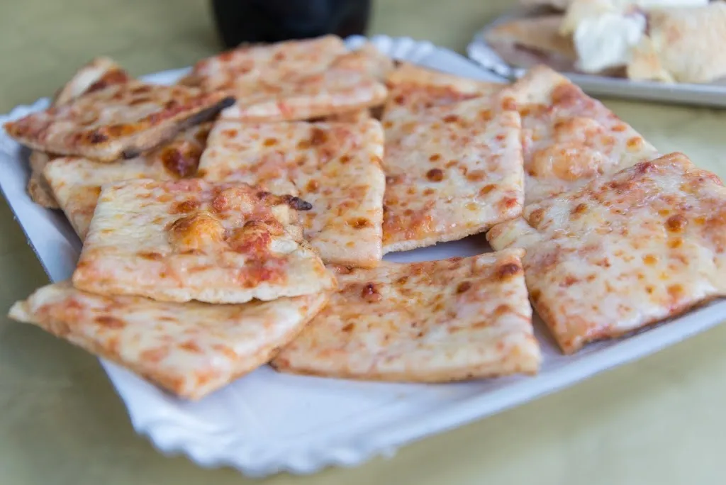 Pezzi Pizza_Lucignano_slider_image_3