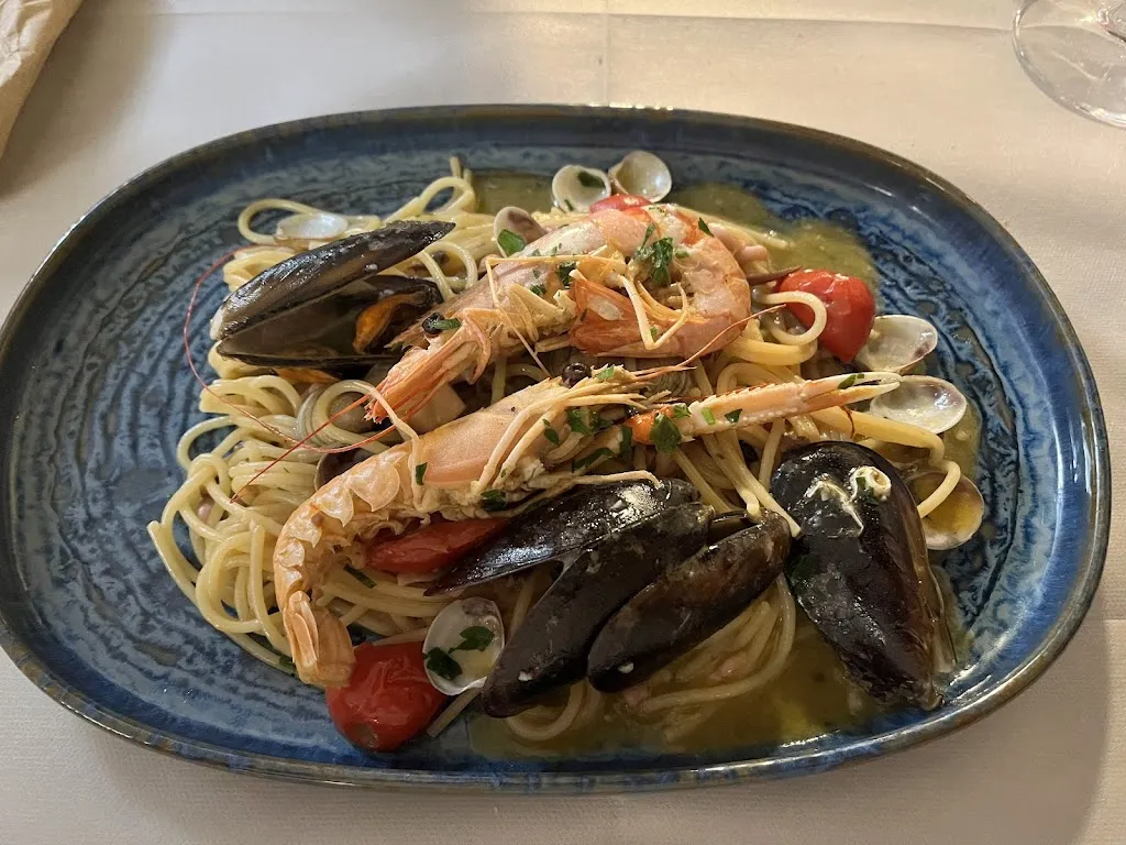 Ristorante Pizzeria La Scaletta_Marciana Marina_slider_image_3