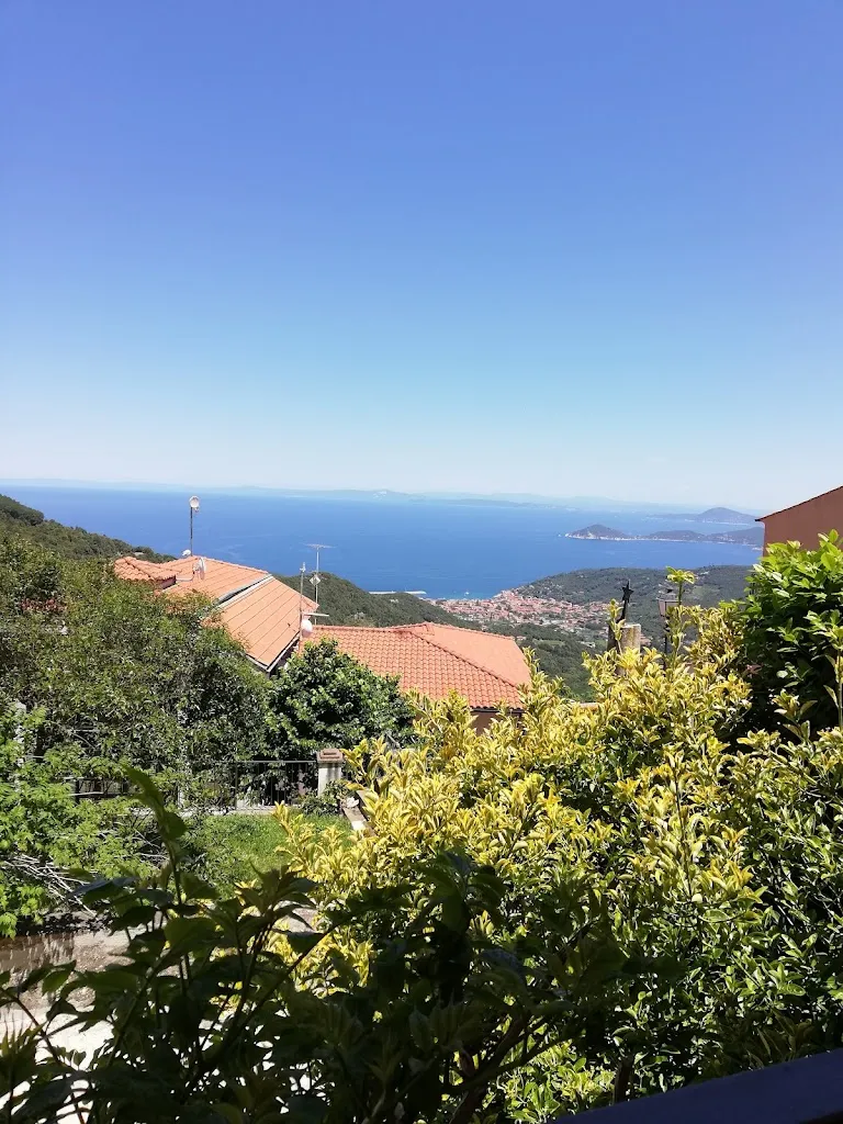 Ewa Konowrocka_Osteria Del Noce_Marciana Marina_review