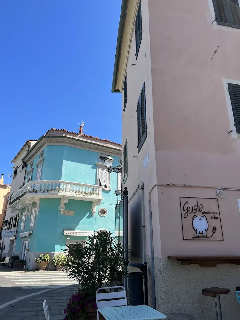 Gusto Piadinerie Elba_Marciana Marina_slider_image_3