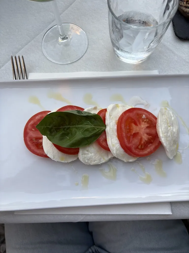 Eva Wanink_Ristorante e Pizza. La Vecchia Marina_Marciana Marina_recensione