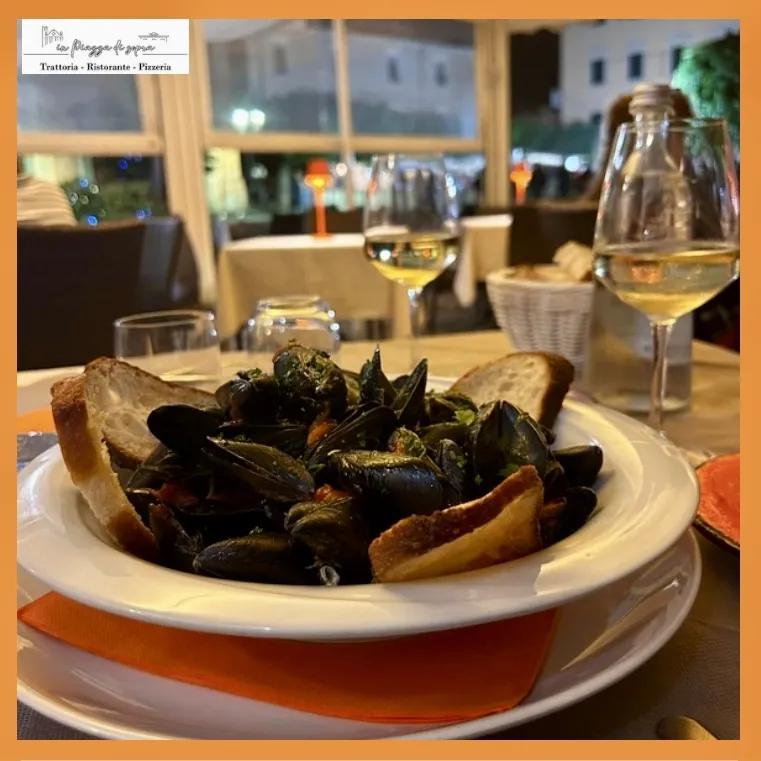 In Piazza di Sopra_Marciana Marina_slider_image_2