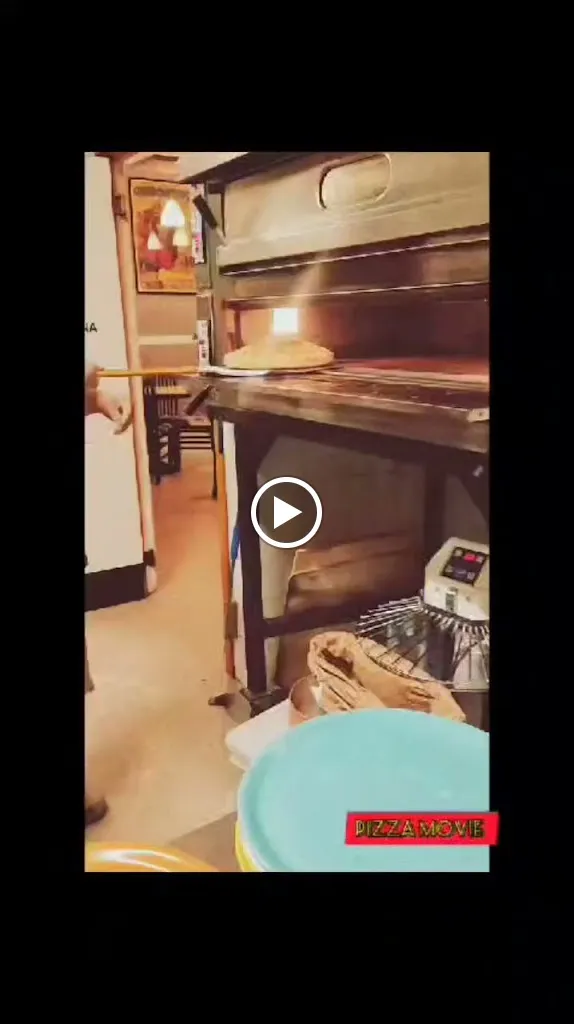 PIZZA MOVIE Vecchio Cinema Ristorante Pizzeria_Magliano in Toscana_slider_image_2