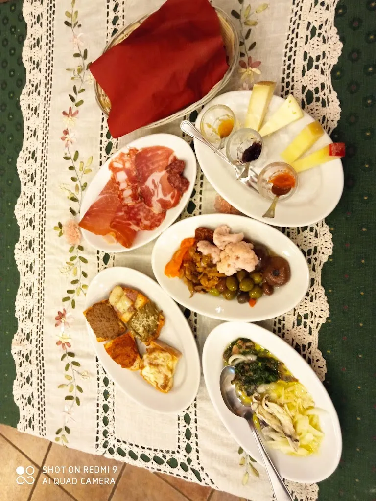 Trattoria Le Mandorlaie_Magliano in Toscana_slider_image_3