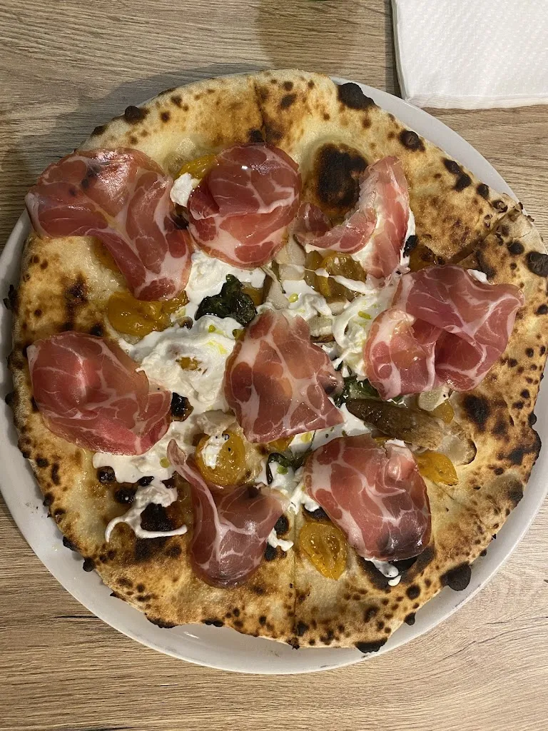 Roby Det_Pizzeria Paradiso_Massafra_review