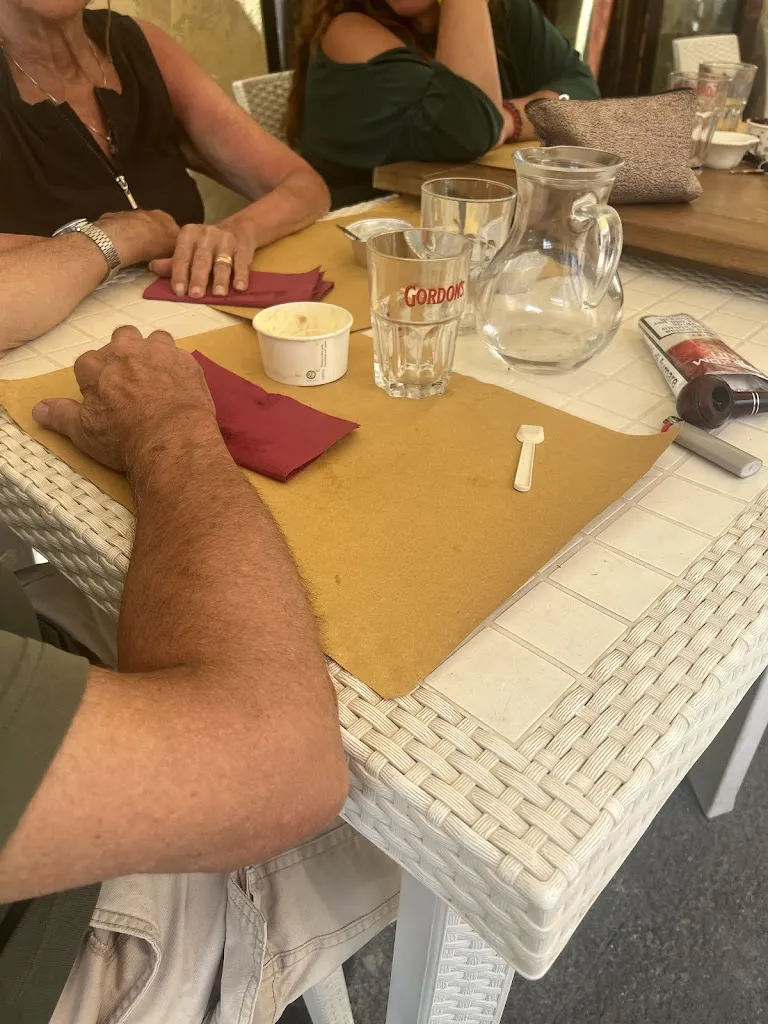 gianpaolo cerrini_Pizzeria Bar Mario_Magliano in Toscana_review