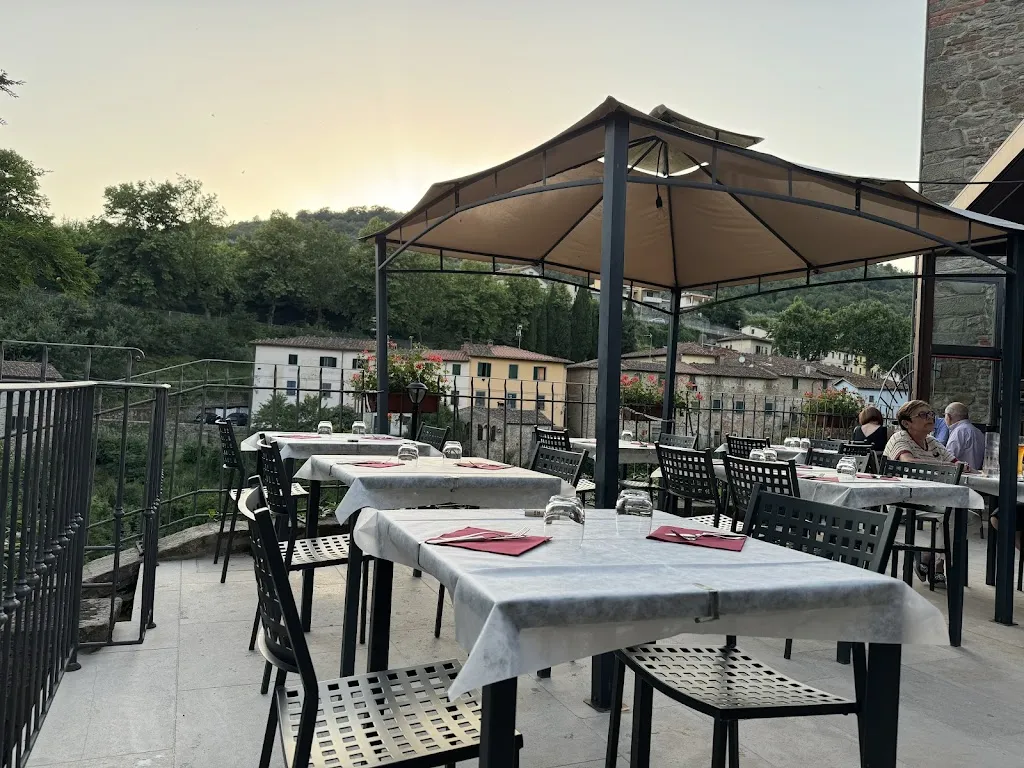 Ristorante Pizzeria Và Pensiero restaurant in Loro Ciuffenna