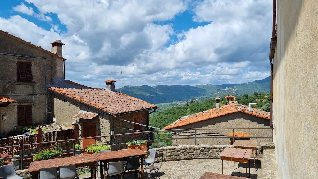 Sebastian Wróbel_La Bottega Di Chiassaia Varis Snc Di Venturi & C._Loro Ciuffenna_review