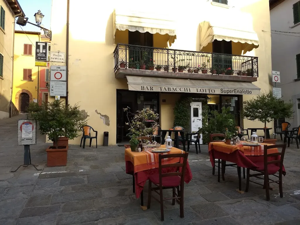 Pizzeria Sotto la Torre Arezzo restaurant in Marciano della Chiana