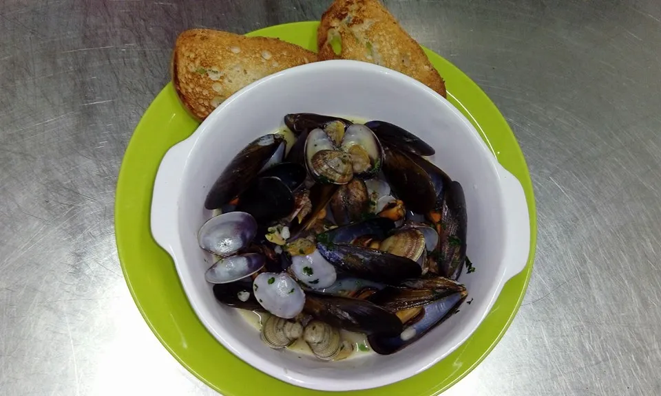 Pizzeria Sotto la Torre Arezzo_Marciano della Chiana_slider_image_2